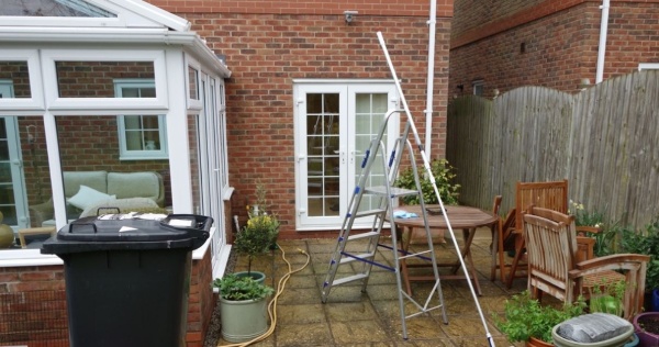 A solid conservatory roof is more resistant against leaks 2