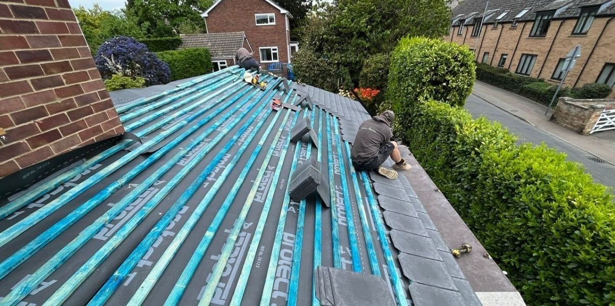 P4R team member replacing a conservatory roof