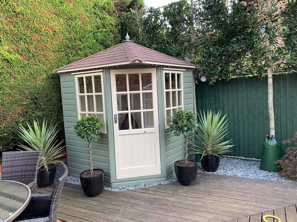 Summer House in Cambridgeshire before a Conservatory Roof Conversion