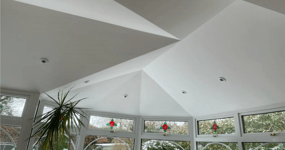 conservatory roof conversion that provides a sense of amplitude